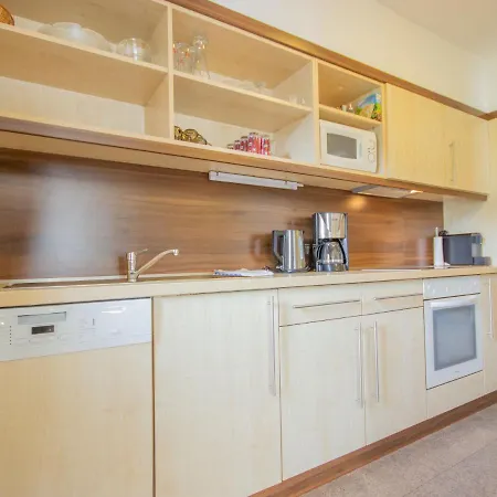 Alpin-5 By Interhome * ゼルデン